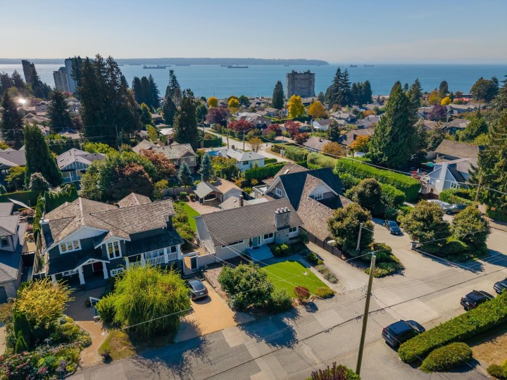 Photo 21 at 2288 Kings Avenue, Dundarave, West Vancouver