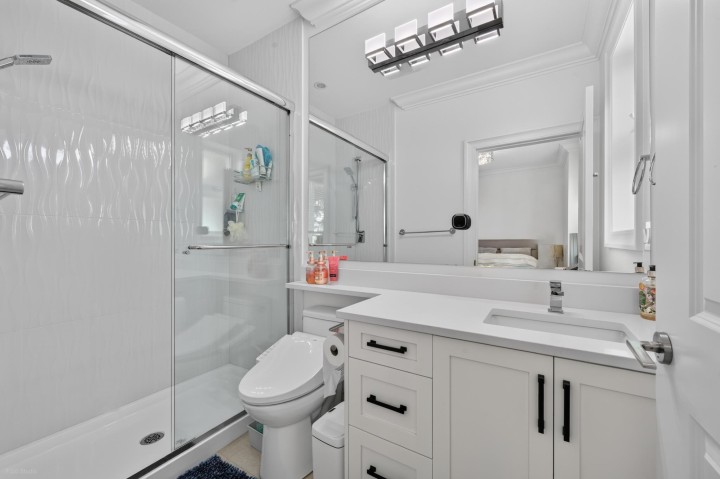 Photo 13 at 5584 Rupert Street, Collingwood VE, Vancouver East