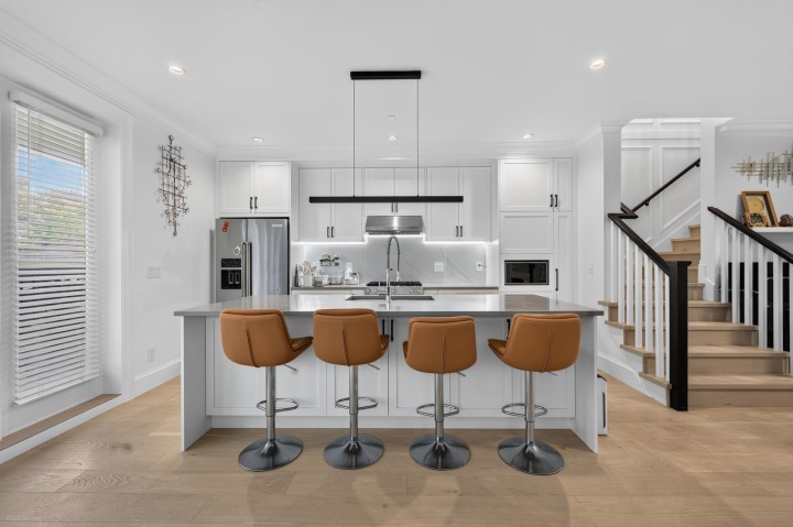 Photo 7 at 5584 Rupert Street, Collingwood VE, Vancouver East
