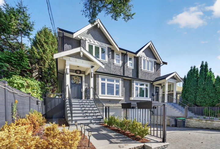 Photo 1 at 5584 Rupert Street, Collingwood VE, Vancouver East