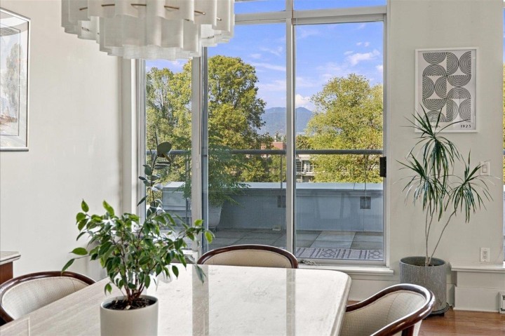 Photo 5 at 707 - 2655 Cranberry Drive, Kitsilano, Vancouver West