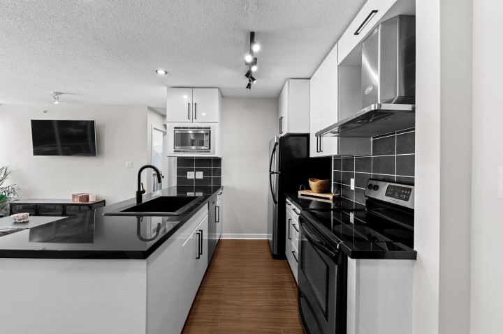 Photo 2 at 306 - 633 Abbott Street, Downtown VW, Vancouver West