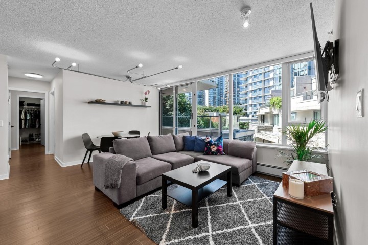 Photo 7 at 306 - 633 Abbott Street, Downtown VW, Vancouver West