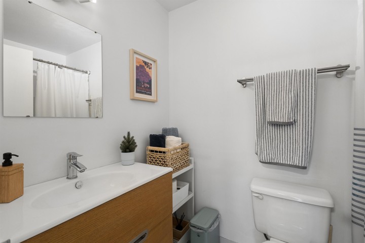 Photo 16 at 312 - 808 E 8th Avenue, Mount Pleasant VE, Vancouver East