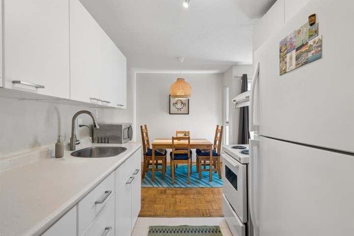 Photo 7 at 312 - 808 E 8th Avenue, Mount Pleasant VE, Vancouver East