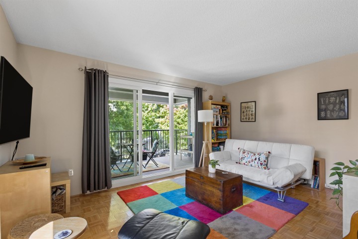 Photo 15 at 312 - 808 E 8th Avenue, Mount Pleasant VE, Vancouver East