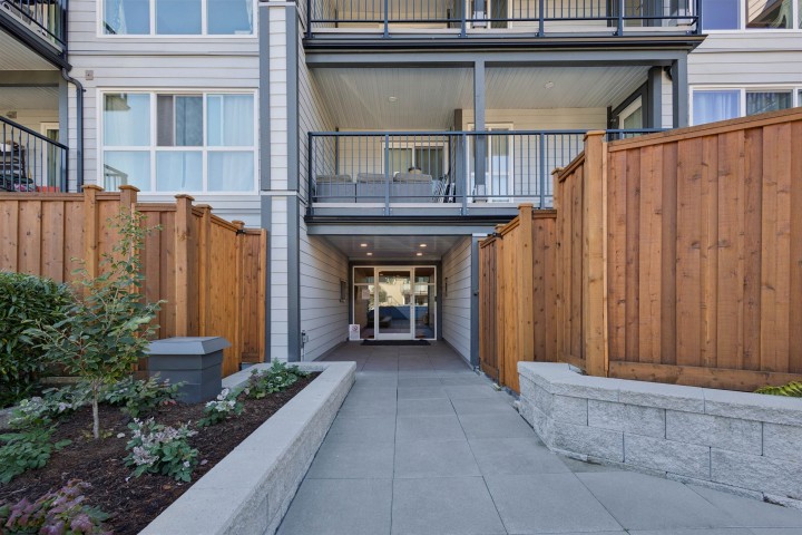 Photo 4 at 312 - 808 E 8th Avenue, Mount Pleasant VE, Vancouver East