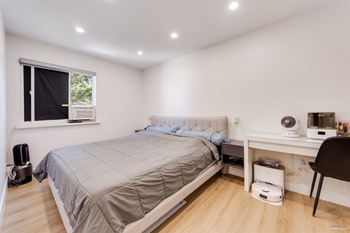 Photo 13 at 66 - 3433 E 49th Avenue, Killarney VE, Vancouver East