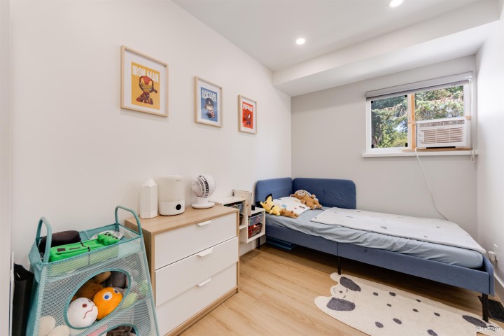 Photo 17 at 66 - 3433 E 49th Avenue, Killarney VE, Vancouver East