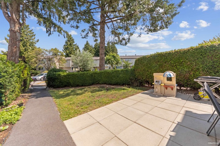 Photo 32 at 66 - 3433 E 49th Avenue, Killarney VE, Vancouver East