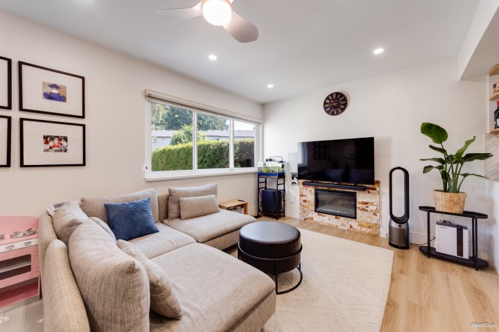 Photo 5 at 66 - 3433 E 49th Avenue, Killarney VE, Vancouver East