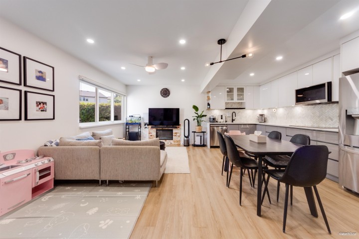 Photo 4 at 66 - 3433 E 49th Avenue, Killarney VE, Vancouver East