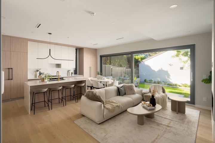 Photo 1 at 2 - 2941 W 29th Avenue, MacKenzie Heights, Vancouver West