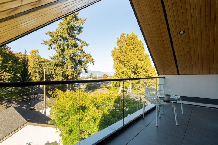 Photo 33 at 2 - 2941 W 29th Avenue, MacKenzie Heights, Vancouver West