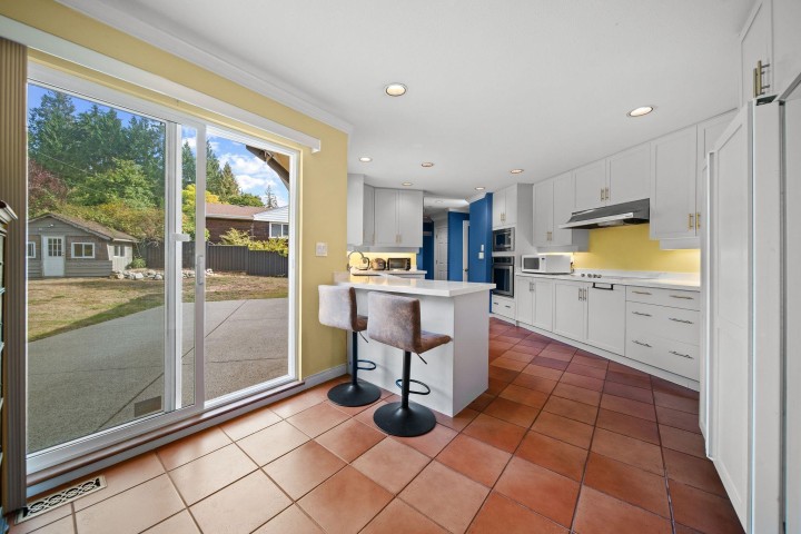 Photo 10 at 535 Stevens Drive, British Properties, West Vancouver