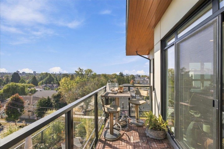 Photo 10 at 602 - 2550 Garden Drive, Grandview Woodland, Vancouver East