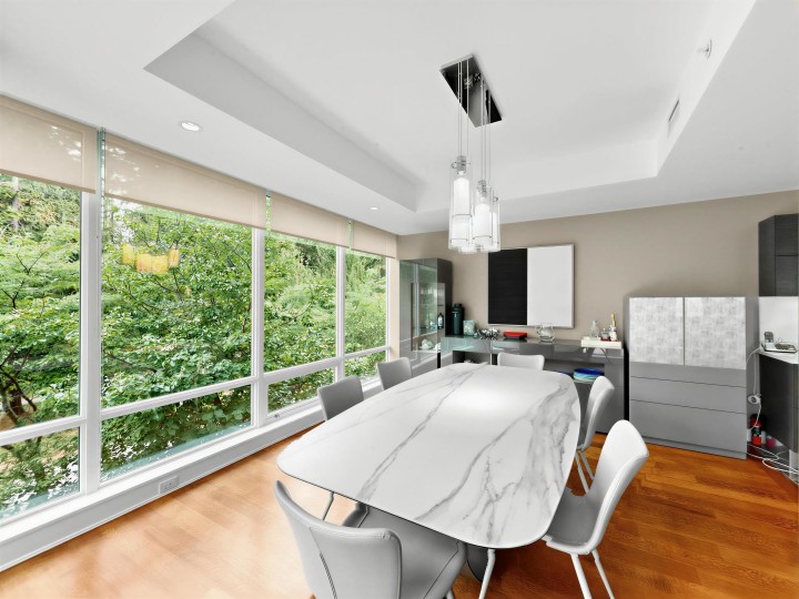 Photo 10 at 303 - 5838 Berton Avenue, University VW, Vancouver West