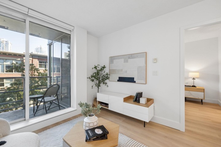 Photo 5 at 319 - 1133 Homer Street, Yaletown, Vancouver West