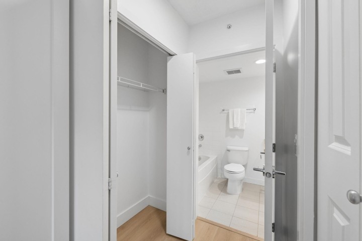 Photo 25 at 319 - 1133 Homer Street, Yaletown, Vancouver West