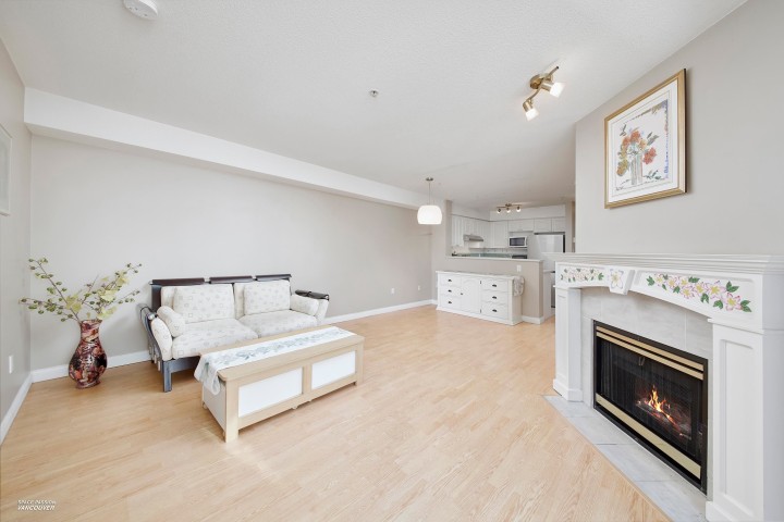 Photo 6 at 301 - 8989 Hudson Street, Marpole, Vancouver West