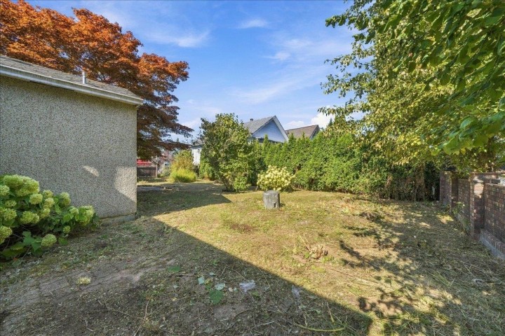 Photo 18 at 2219 E 25th Avenue, Victoria VE, Vancouver East
