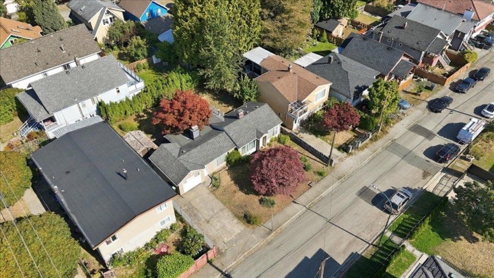 Photo 11 at 2219 E 25th Avenue, Victoria VE, Vancouver East