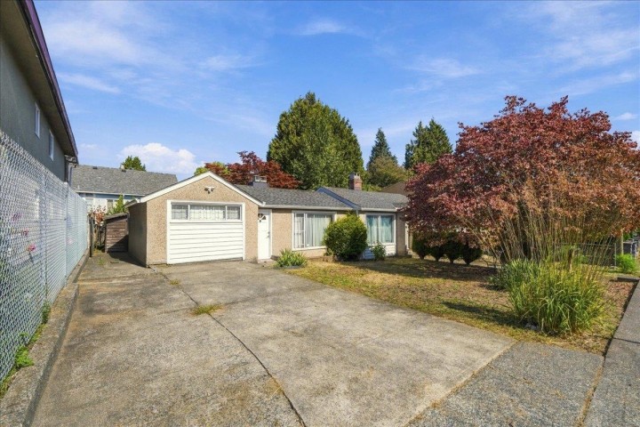 Photo 21 at 2219 E 25th Avenue, Victoria VE, Vancouver East