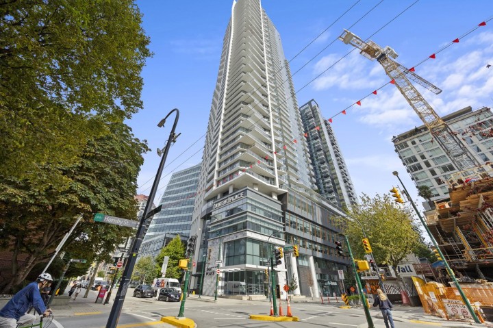 Photo 32 at 2007 - 1289 Hornby Street, Downtown VW, Vancouver West