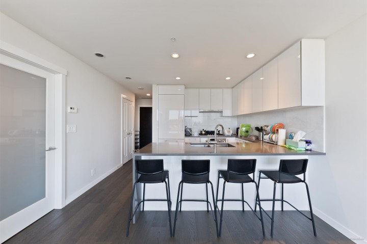 Photo 5 at 1210 - 3487 Binning Road, University VW, Vancouver West
