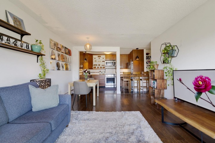 Photo 6 at 302 - 391 E 7th Avenue, Mount Pleasant VE, Vancouver East