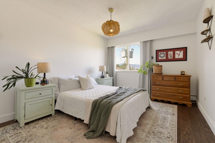 Photo 13 at 302 - 391 E 7th Avenue, Mount Pleasant VE, Vancouver East