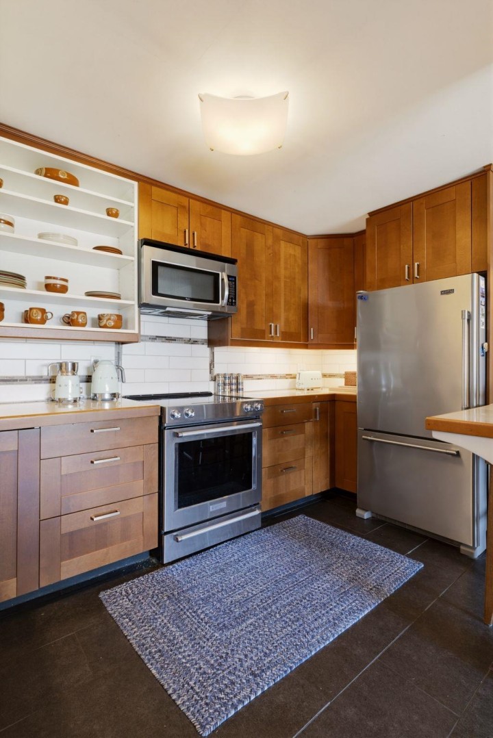 Photo 9 at 302 - 391 E 7th Avenue, Mount Pleasant VE, Vancouver East