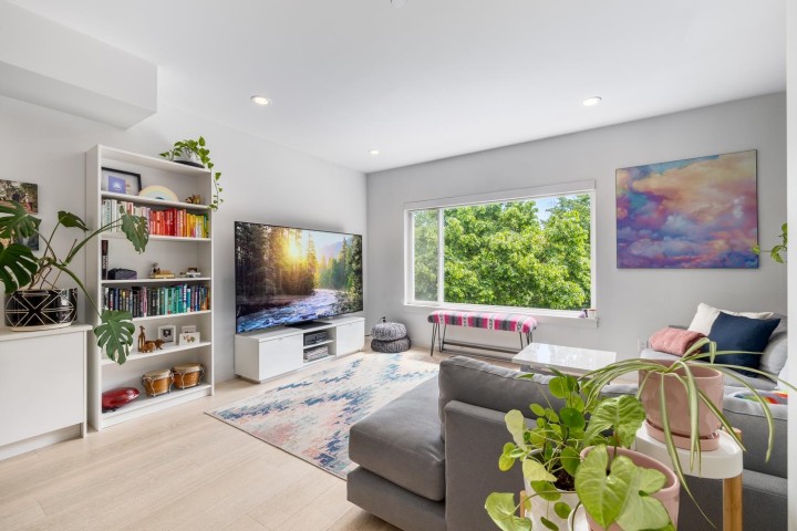 Photo 2 at 109 - 453 E 16th Avenue, Mount Pleasant VE, Vancouver East