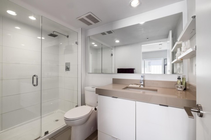 Photo 16 at 109 - 453 E 16th Avenue, Mount Pleasant VE, Vancouver East