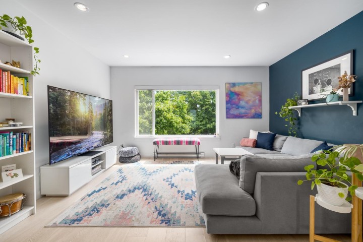 Photo 3 at 109 - 453 E 16th Avenue, Mount Pleasant VE, Vancouver East
