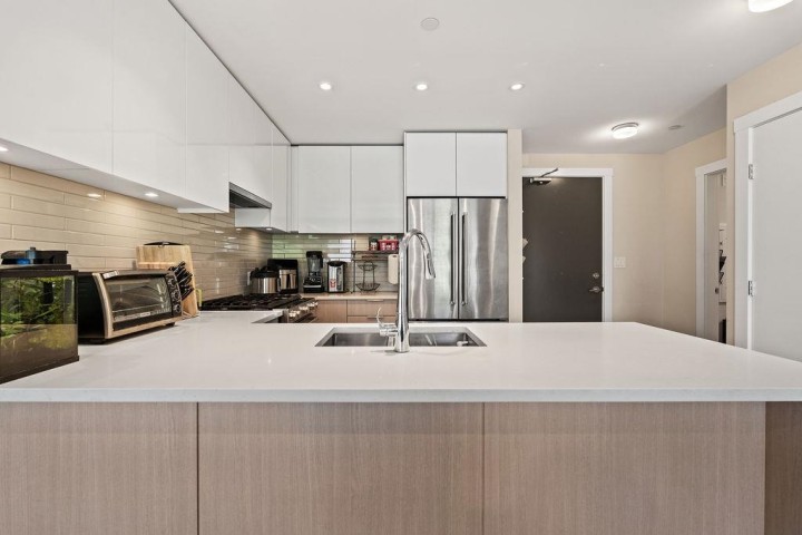 Photo 7 at 409 - 8508 Rivergrass Drive, South Marine, Vancouver East