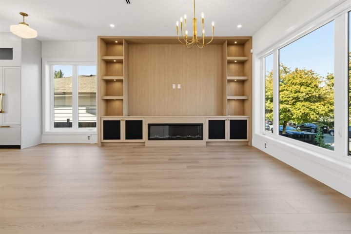 Photo 3 at 3290 E 48th Avenue, Killarney VE, Vancouver East