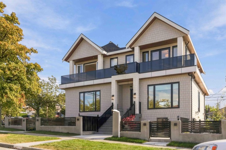 Photo 1 at 3290 E 48th Avenue, Killarney VE, Vancouver East
