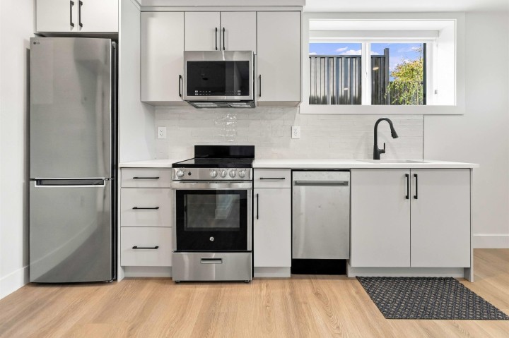 Photo 30 at 3290 E 48th Avenue, Killarney VE, Vancouver East