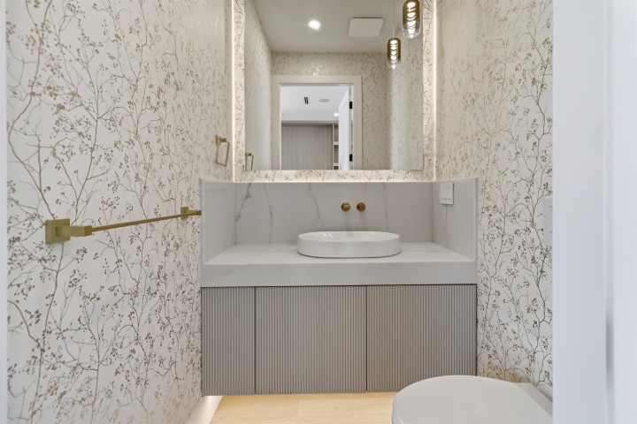 Photo 10 at 3290 E 48th Avenue, Killarney VE, Vancouver East