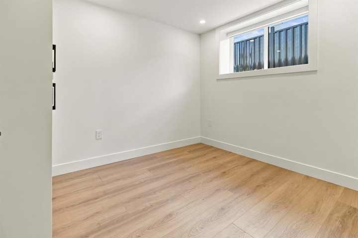 Photo 35 at 3290 E 48th Avenue, Killarney VE, Vancouver East