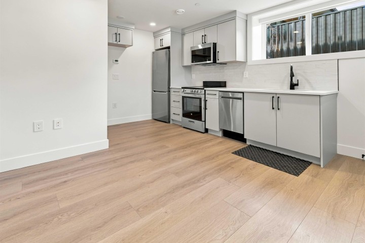 Photo 31 at 3290 E 48th Avenue, Killarney VE, Vancouver East