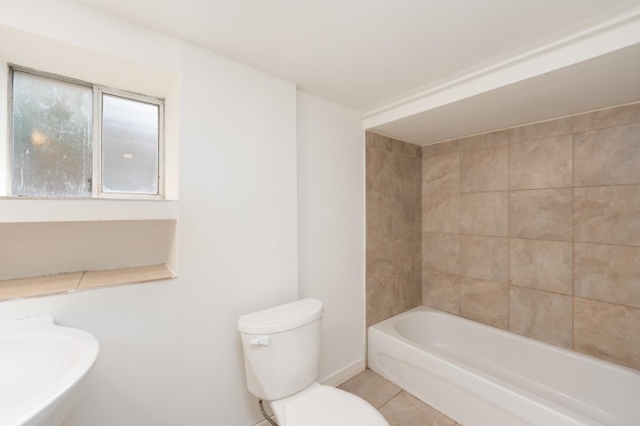 Photo 28 at 1038 E 51st Avenue, South Vancouver, Vancouver East