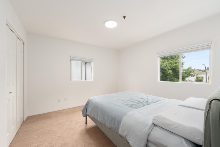 Photo 15 at 1038 E 51st Avenue, South Vancouver, Vancouver East