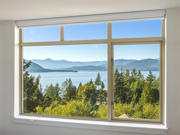 Photo 2 at 8547 Seascape Court, Howe Sound, West Vancouver
