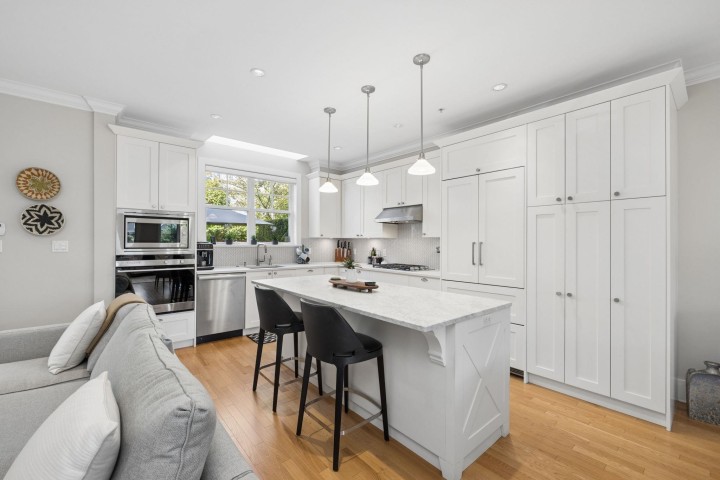 Photo 16 at 2015 Esquimalt Avenue, Ambleside, West Vancouver