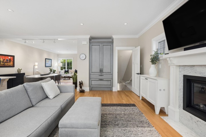 Photo 12 at 2015 Esquimalt Avenue, Ambleside, West Vancouver