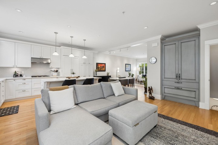 Photo 11 at 2015 Esquimalt Avenue, Ambleside, West Vancouver