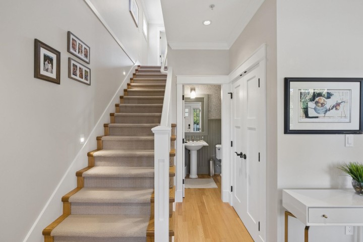 Photo 4 at 2015 Esquimalt Avenue, Ambleside, West Vancouver
