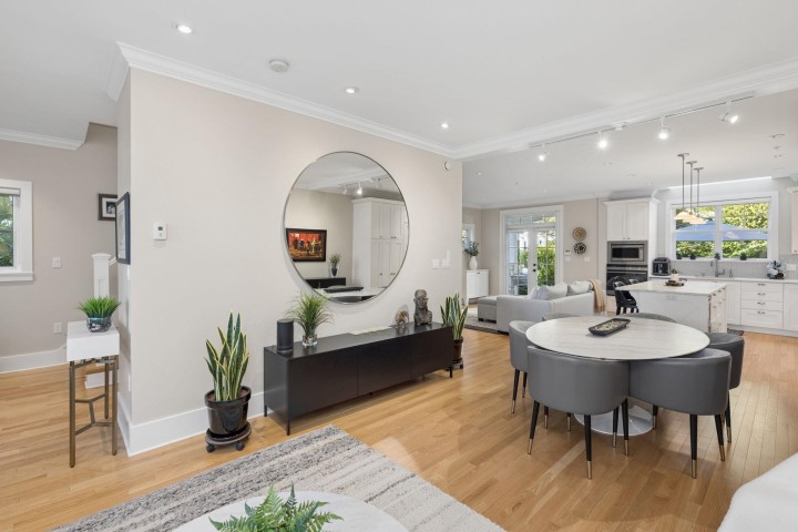 Photo 8 at 2015 Esquimalt Avenue, Ambleside, West Vancouver